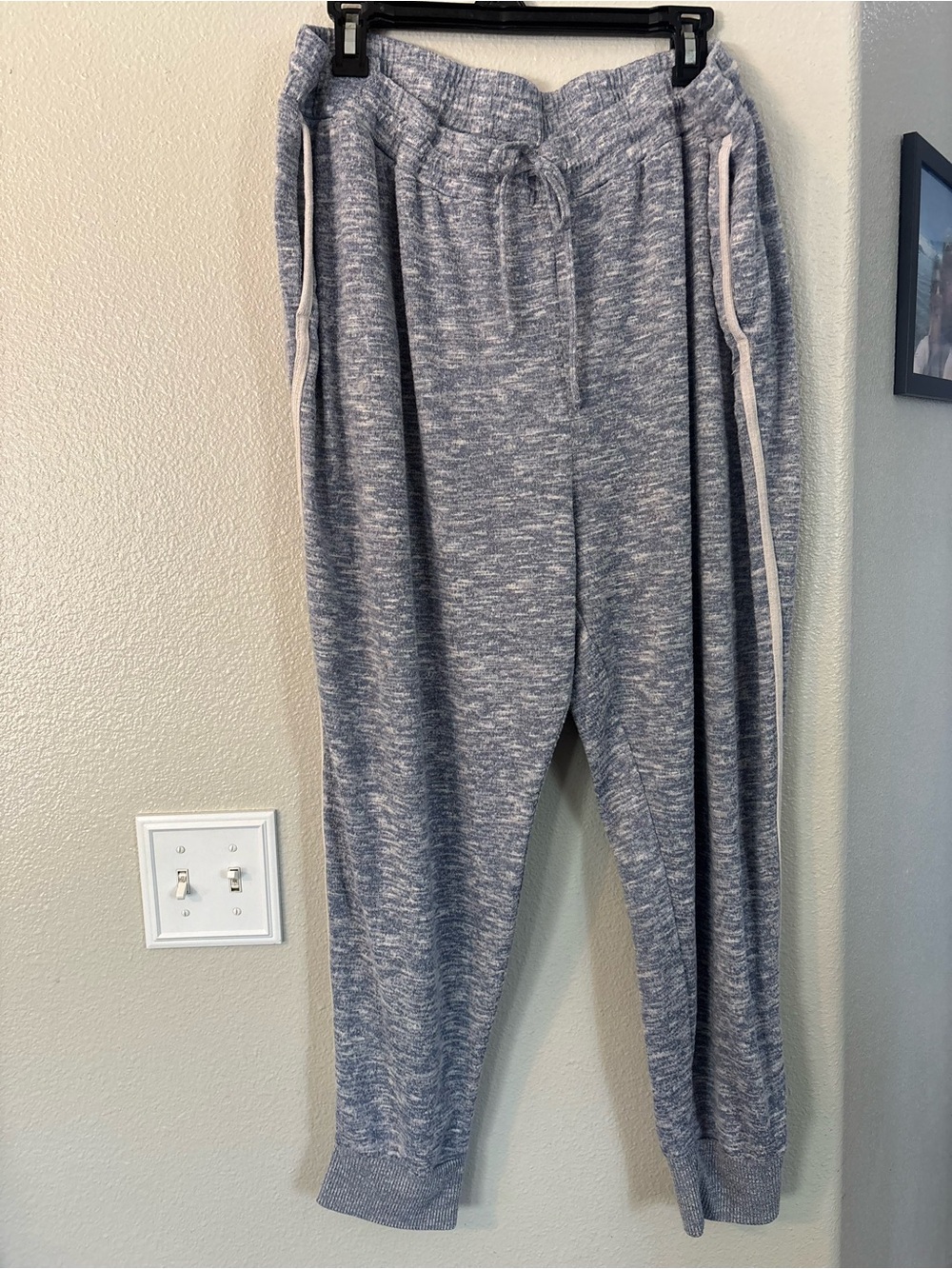 Bundle of 5 comfy bottoms - Picture 14 of 16
